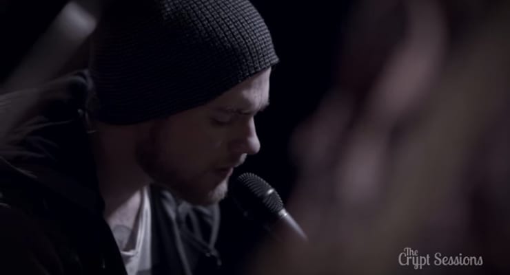 Ásgeir Trausti á ferð og flugi: Flytur nýja útgáfu af Heimförinni