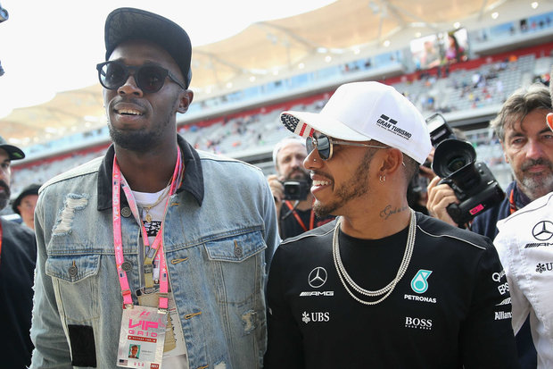 Lewis Hamilton hræddi LÍFTÓRUNA úr Usian Bolt! - Hann hefur aldrei farið svona hratt!