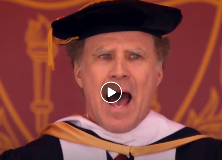 Will Ferrell söng 'I Will Always Love You' við útskriftarathöfn - Átti að vera inspírerandi í ræðu sinni! - MYNDBAND