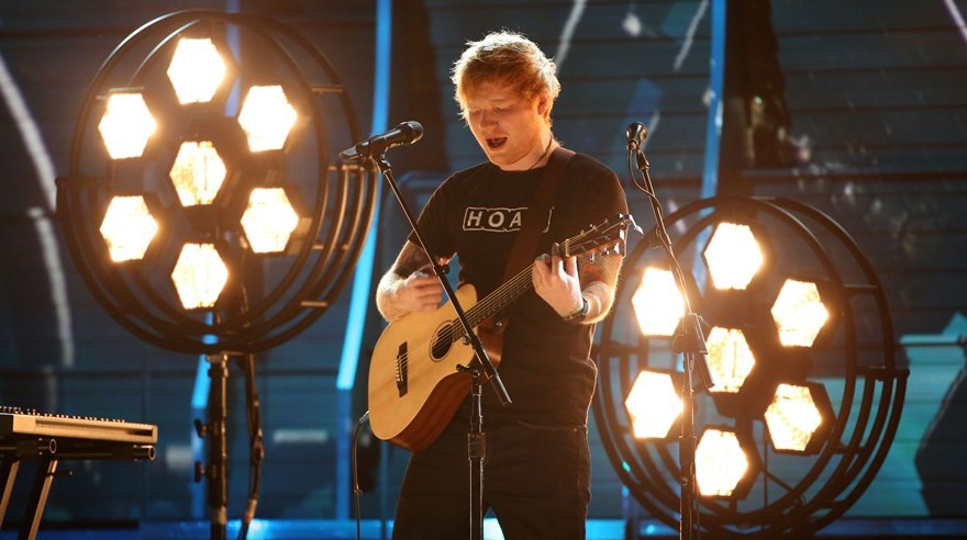 Sjáðu ATRIÐIÐ hans Ed Sheeran á Grammy-hátíðinni! - Hann gerði allt brjálað!