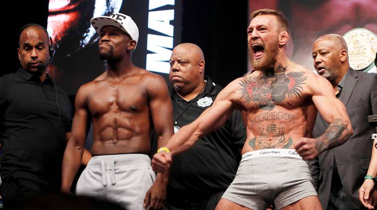 Floyd Mayweather er með þriggja metra MYND af Conor McGregor heima hjá sér!