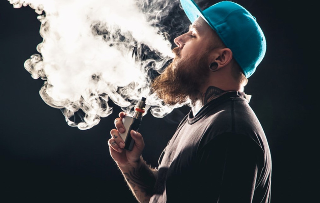 Íslenskt NÝYRÐI yfir Vape sjoppur slær í gegn - Þetta hlýtur að enda í orðabók!