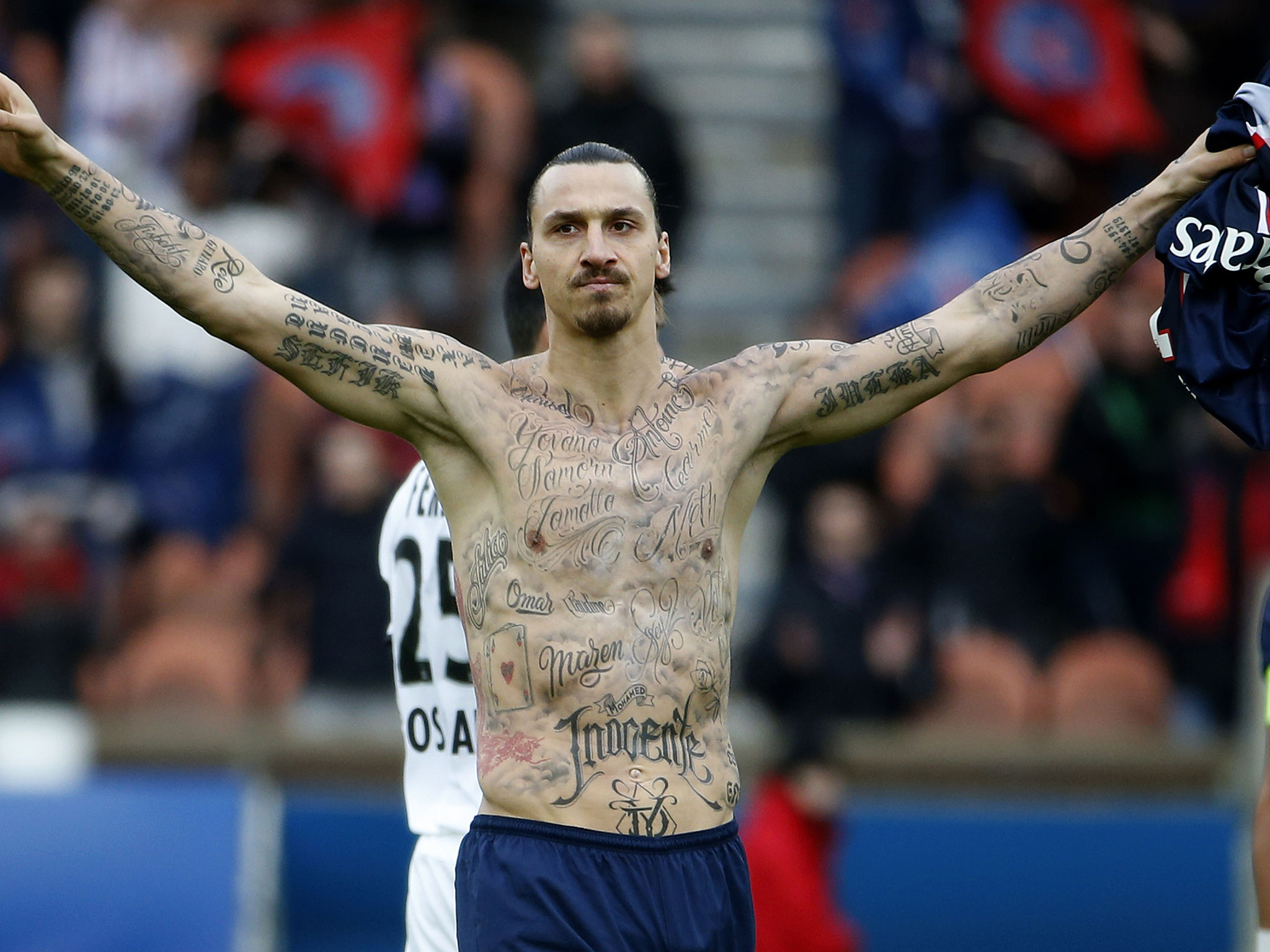 Zlatan Ibrahimovic lætur ekkert STOPPA sig! - Deildi þessu magnaða myndbandi!