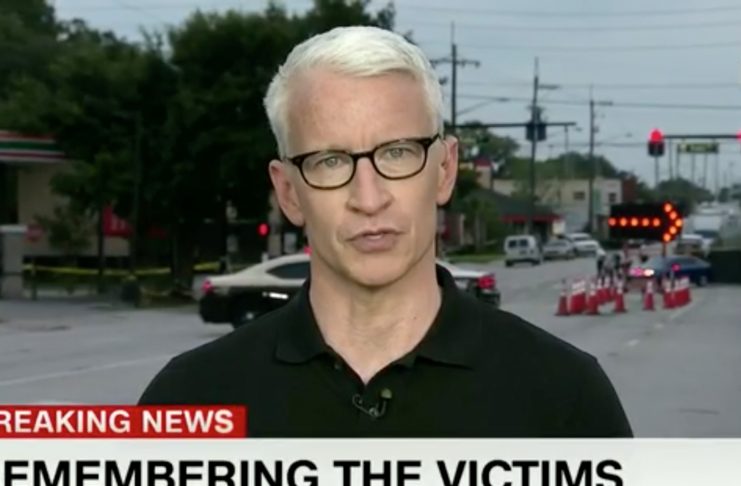 Anderson Cooper gráti nær er hann minnist fórnarlambanna