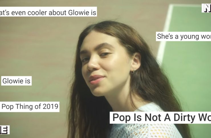 Blaðamaður NME lofsamar Glowie: „Poppstjarna ársins, 2019.“