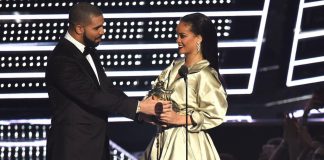 Drake játar ást sína á Rihanna á VMA verðlaunahátíð MTV