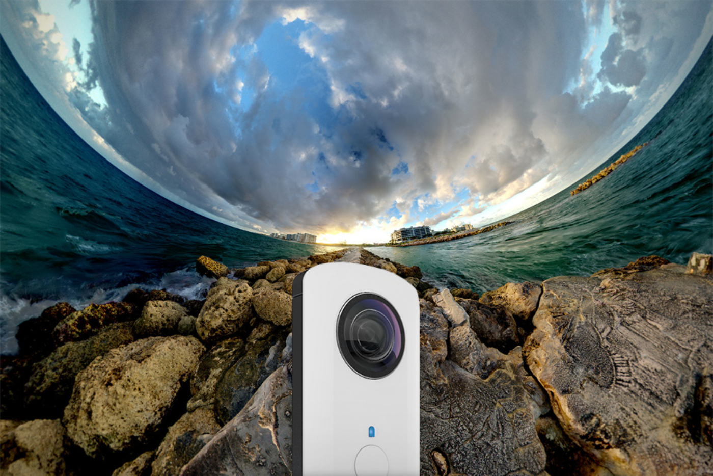 Камера 360 градусов. Камера 360 Ricoh. Theta камера 360. Экшн-камера Ricoh Theta v. Панорамные камеры Ricoh.