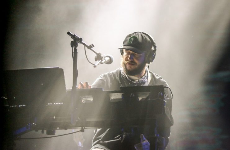 Sjáðu nýjasta textamyndband Bon Iver við 8 (Circle)